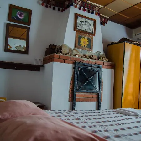 Homestay Agora *