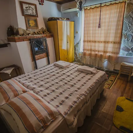 Agora Homestay *
